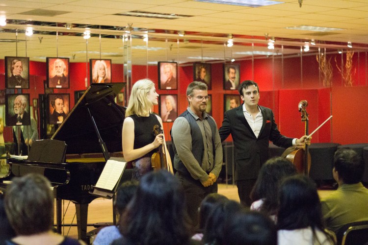 TheWinstonTrio_VirtuosiStudio_byAlbertineWang